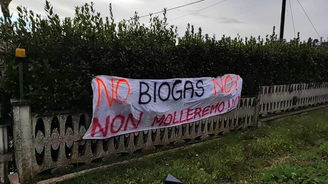 Vista panoramica di Ponte Caldaro, luogo previsto per il biodigestore di Metanar Srl.