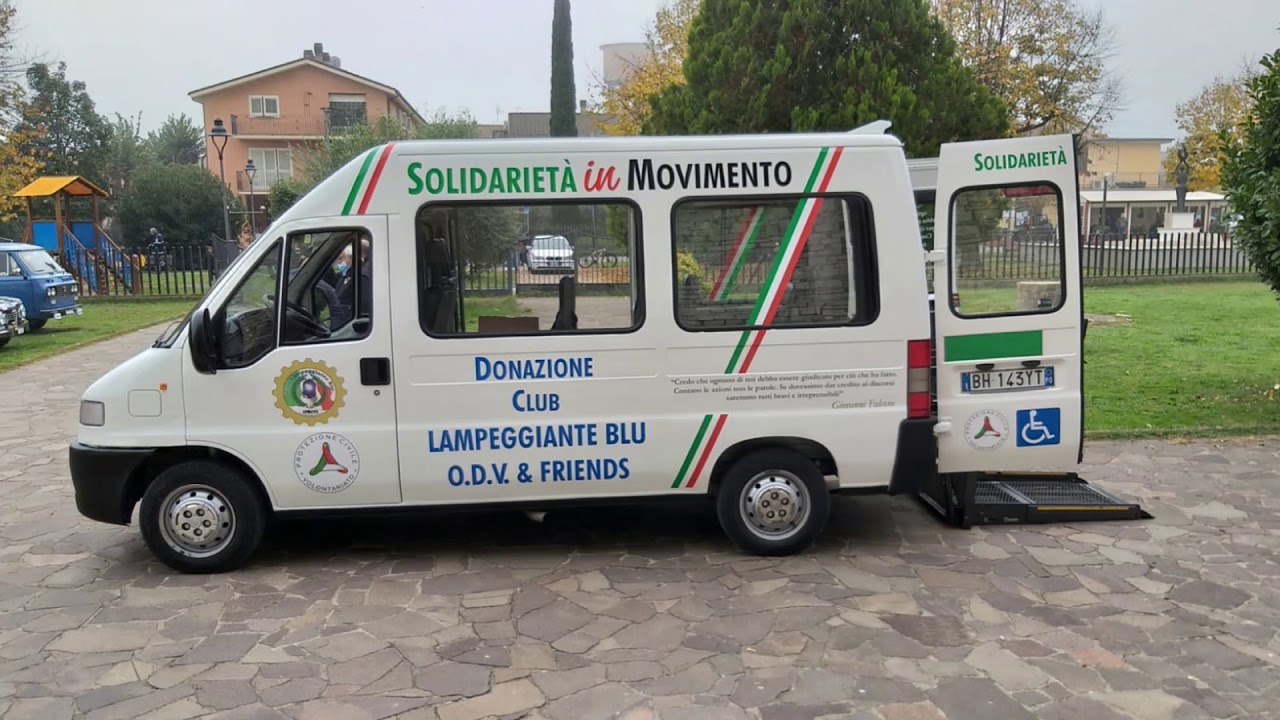 https://amerino.online/buon-natale-dallassociazione-lampeggiante-blu-odv-un-messaggio-di-speranza-e-inclusione/