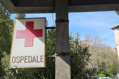 Ospedale di Narni e Amelia: mezzo secolo di promesse, un cartello e il nulla