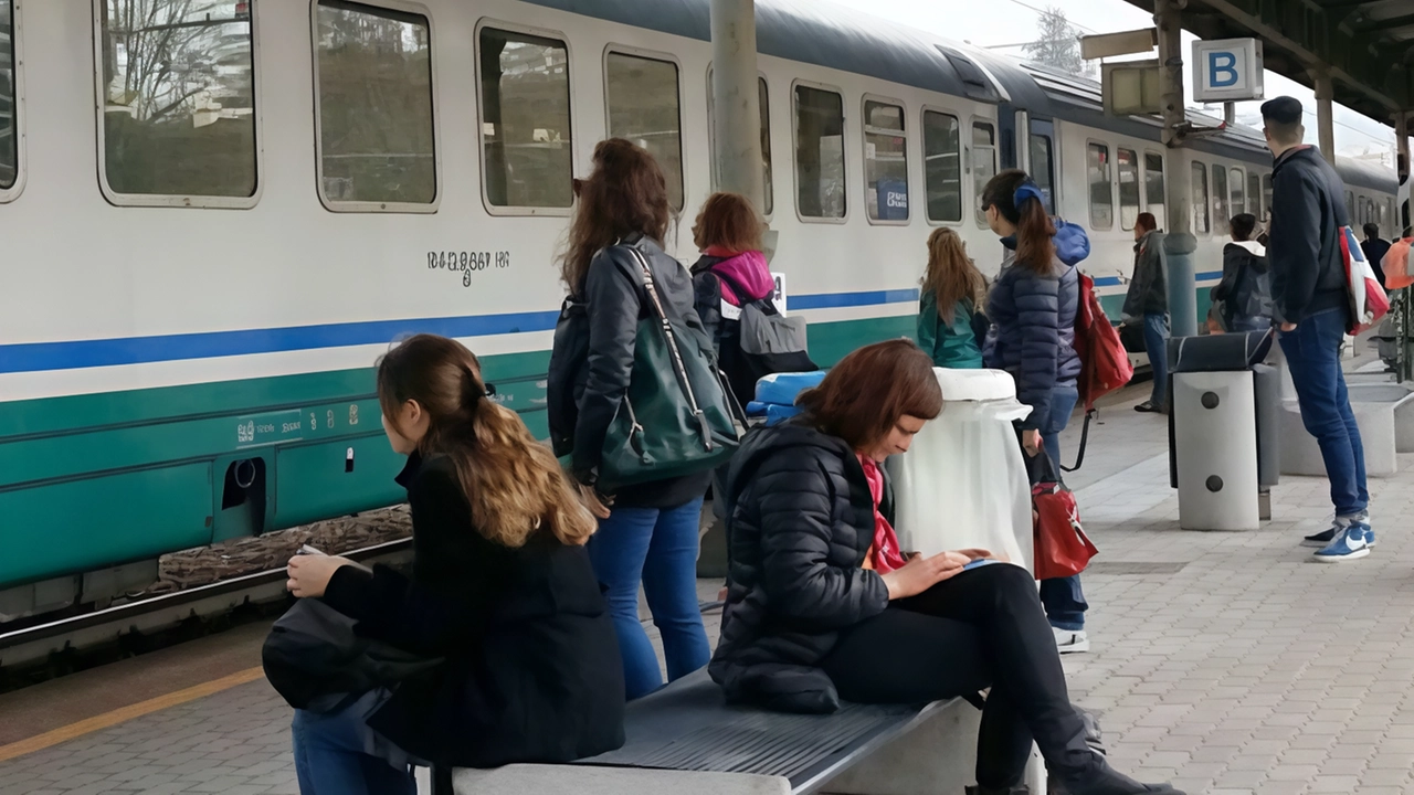 Lavori sulla linea Firenze-Roma: modifiche ai treni e disagi per i pendolari